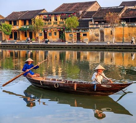 Arrival in Da Nang / Hoi An