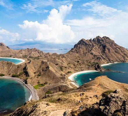 LABUAN BAJO / PADAR ISLAND / KOMODO ISLAND