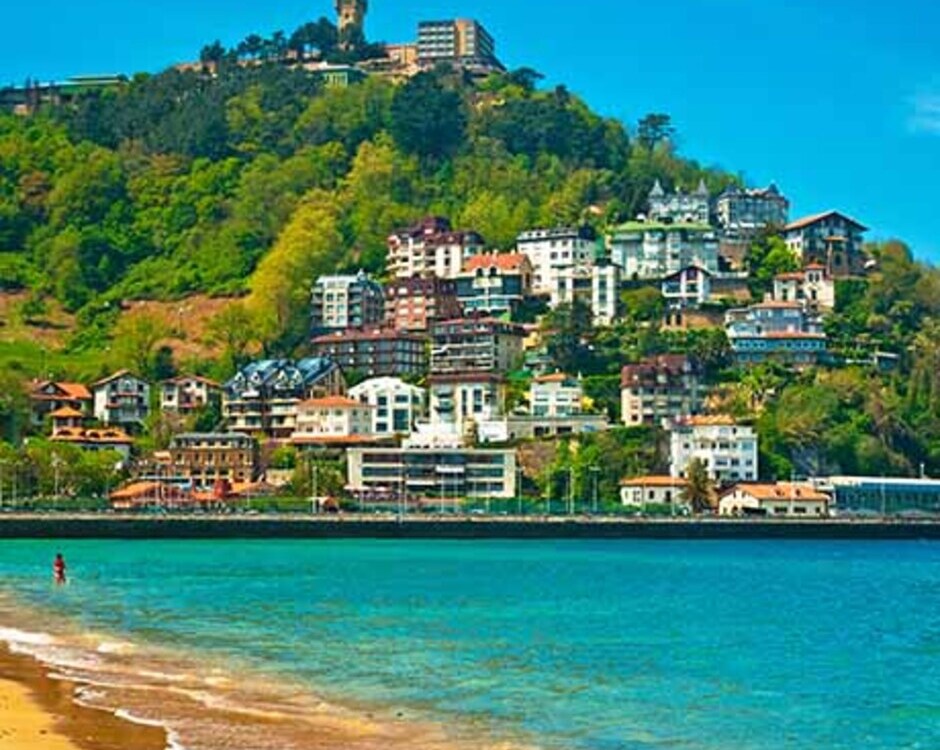 Overview of San Sebastian, Spain