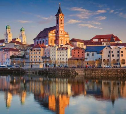 DISEMBARKATION IN PASSAU