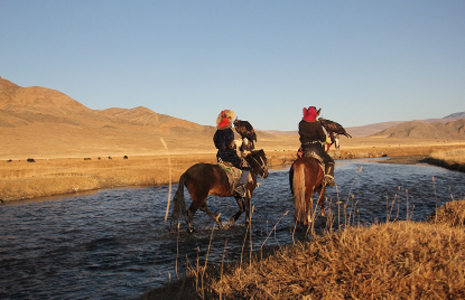 Horse Culture in Mongolia: Riding Across the Steppe With Local Horsemen